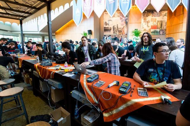 赛后群访Bin：我觉得Ale选手打得挺好的 希望能在季后赛再交手